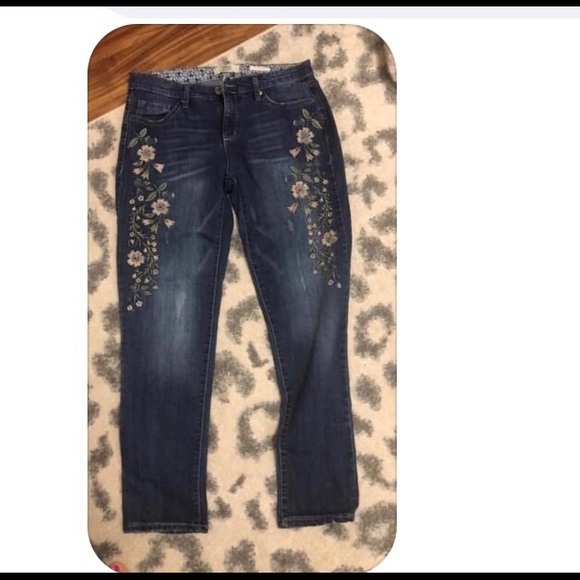 Skinny Jeans Size 4 - Picture 2 of 2